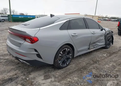 2022 Kia K5 Gt-Line z USA, uszkodzony, nr VIN 5XXG64J27NG153114